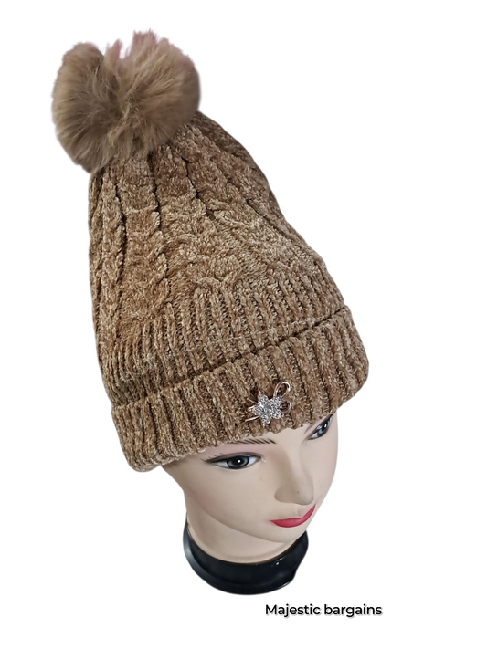 WOOLEN CAP WITH FUR INSIDE