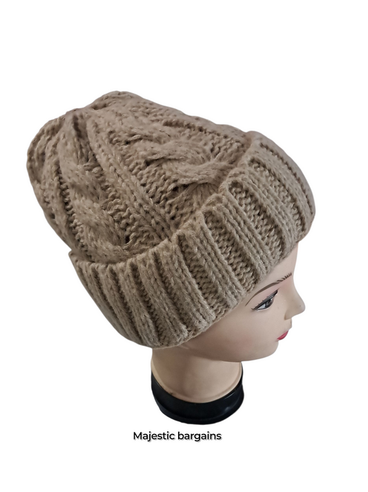 WOOLEN CAPS